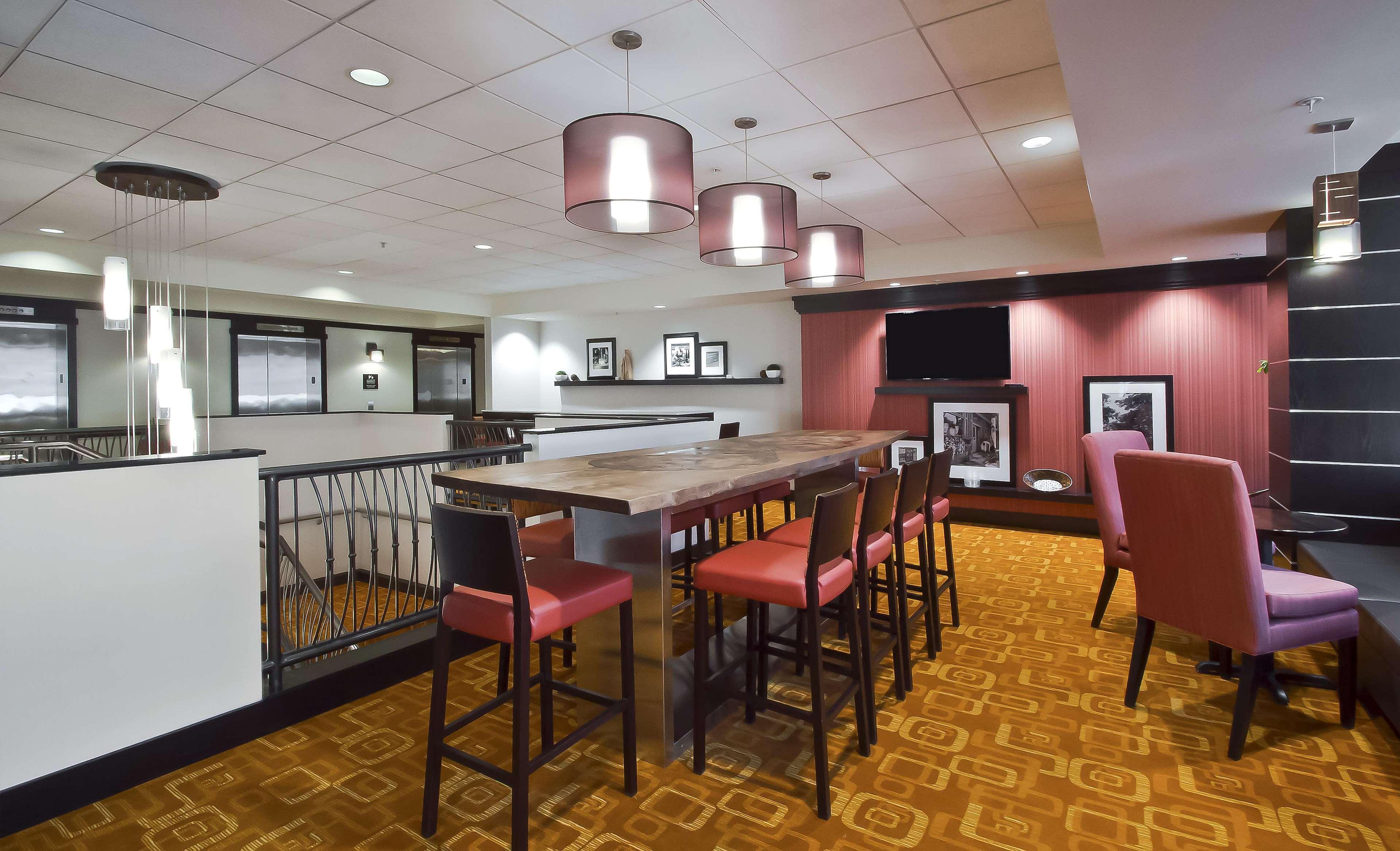 Hampton Inn & Suites Columbus-Downtown, Ohio מראה חיצוני תמונה