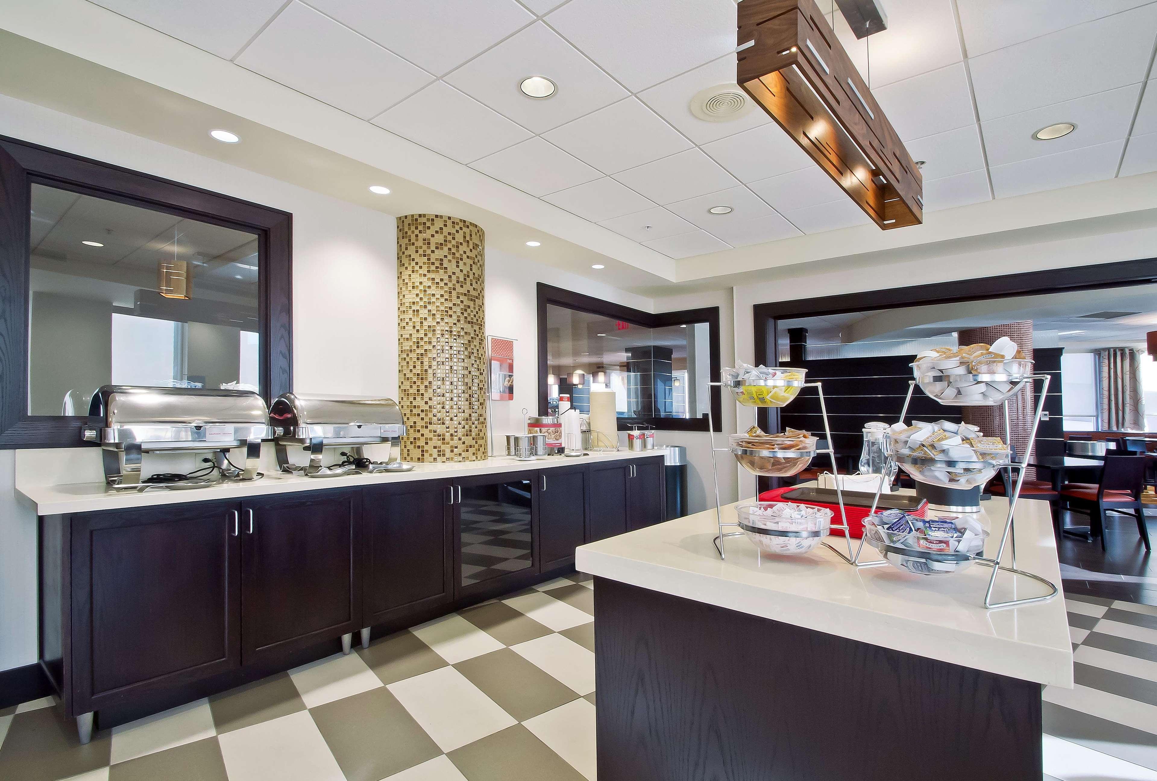 Hampton Inn & Suites Columbus-Downtown, Ohio מראה חיצוני תמונה