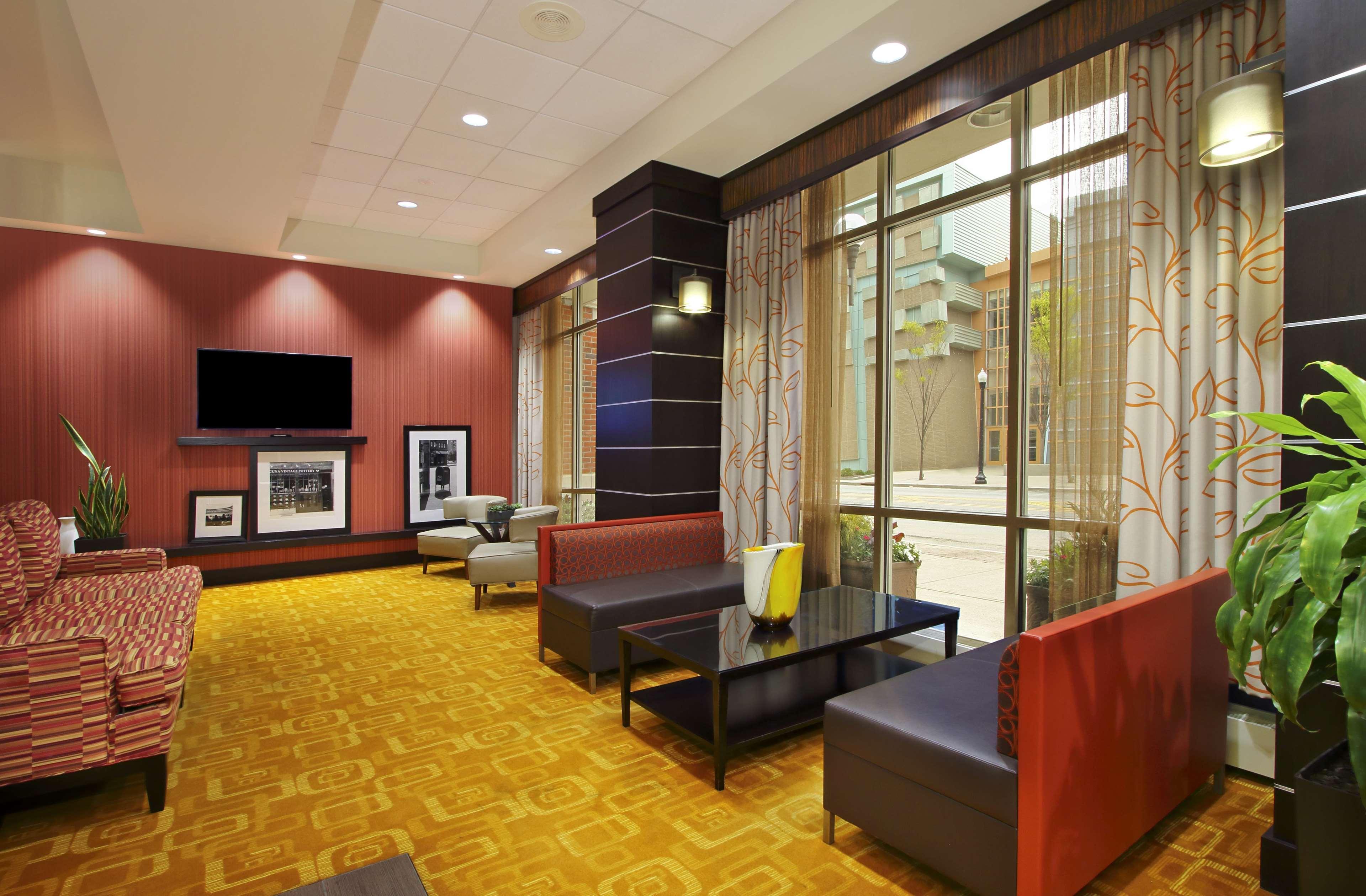 Hampton Inn & Suites Columbus-Downtown, Ohio מראה חיצוני תמונה