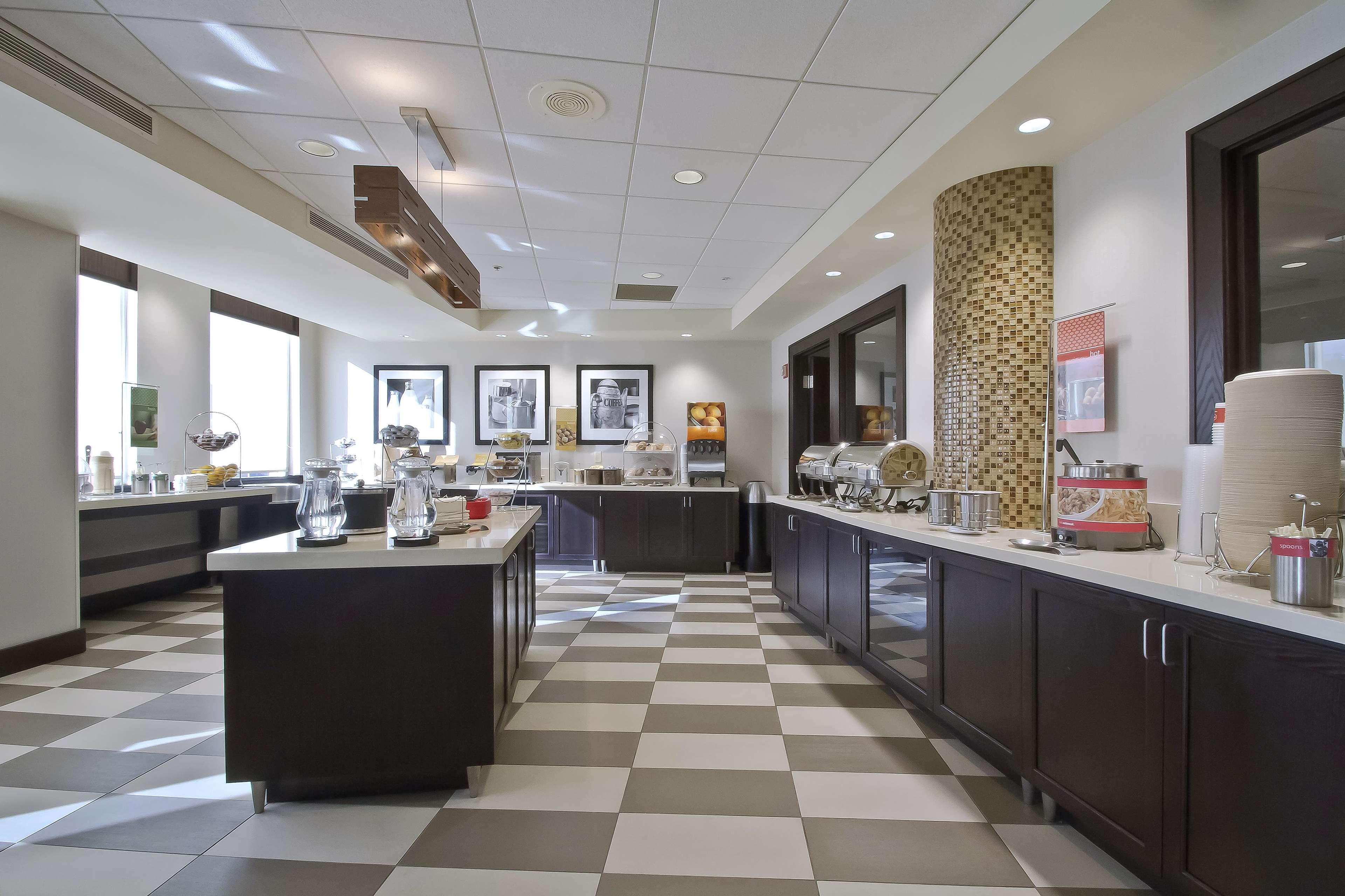 Hampton Inn & Suites Columbus-Downtown, Ohio מראה חיצוני תמונה