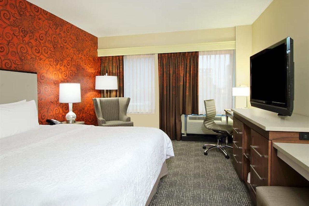 Hampton Inn & Suites Columbus-Downtown, Ohio מראה חיצוני תמונה